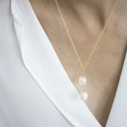 TIED TO COCO - Pearl