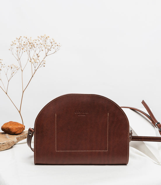 Leather Handbag Half Moon - Cognac
