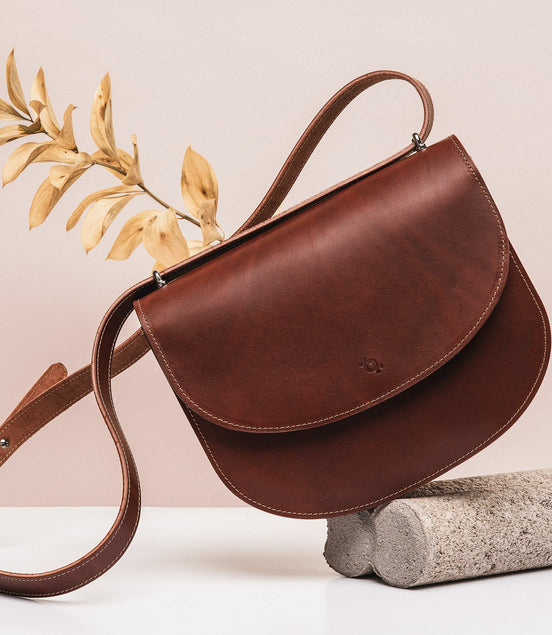 Leather Handbag Moon Pack - Cognac