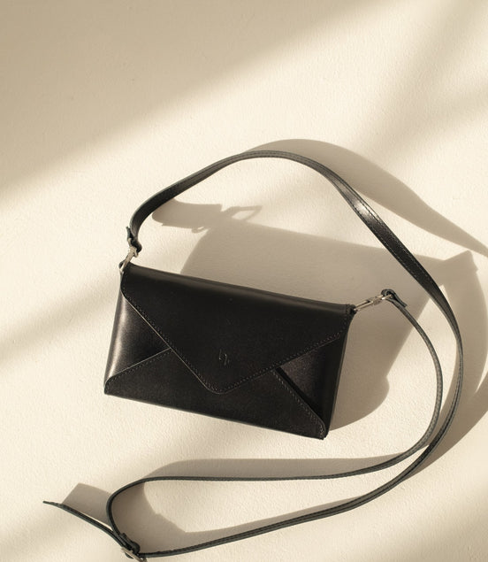 Mini Model Clutch with 3 Straps - Black