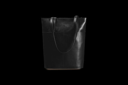 Model Tote
